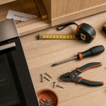 Installer un four encastrable : vérifier ventilation 5 mm et meuble avant pose